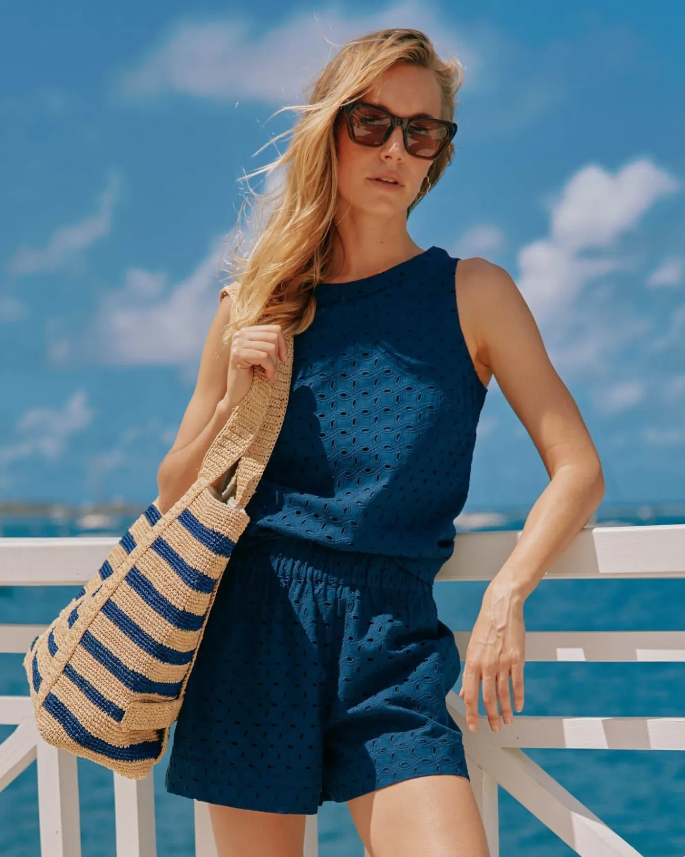Hot Southern Tide Striped Straw Hat Carrier Beach Tote Navy